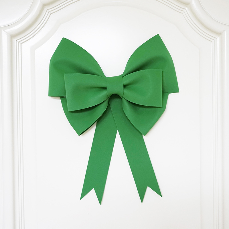 Ülisuur lipsuga materjalist kott sünnipäevatoa kaunistamine pulmapühade peokaunistused tausta seinale paigutus