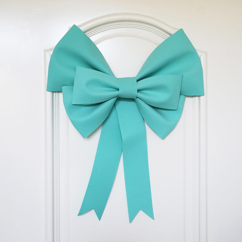 Ülisuur lipsuga materjalist kott sünnipäevatoa kaunistamine pulmapühade peokaunistused tausta seinale paigutus