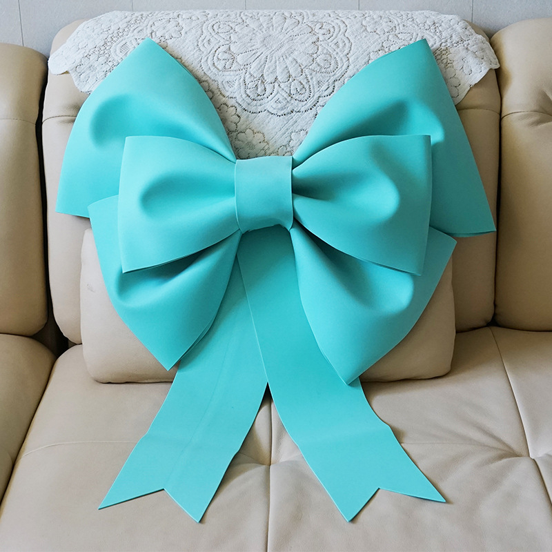 Ülisuur lipsuga materjalist kott sünnipäevatoa kaunistamine pulmapühade peokaunistused tausta seinale paigutus