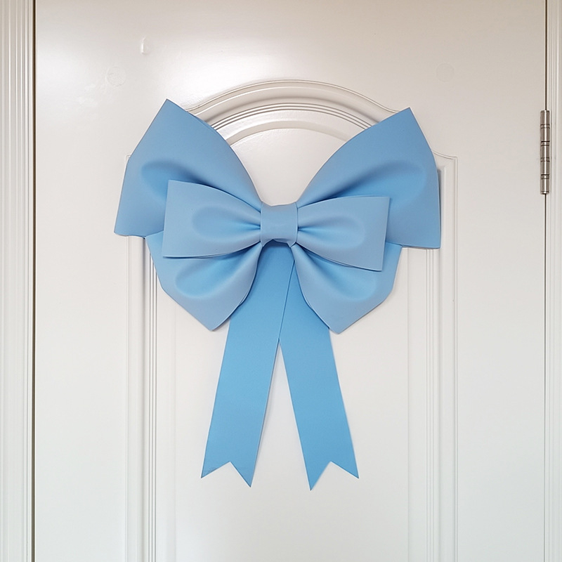 Ülisuur lipsuga materjalist kott sünnipäevatoa kaunistamine pulmapühade peokaunistused tausta seinale paigutus