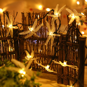 Saulės energija varomos laumžirgių girliandos lauko sodo vejos žibintai atmosferos dekoracija girliandos žvaigždžių šviesa lauko šventinė dekoracija