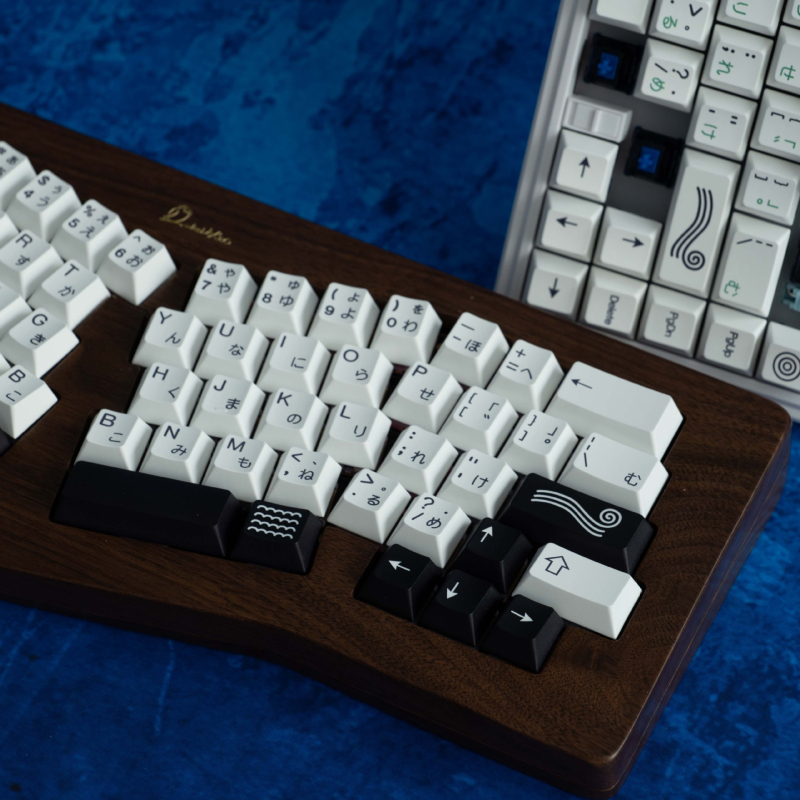 Shanshui-teemaline viiekülgne värvsublimatsiooniga mehaaniline klaviatuur, mis on kohandatud hiina stiilis disainiga