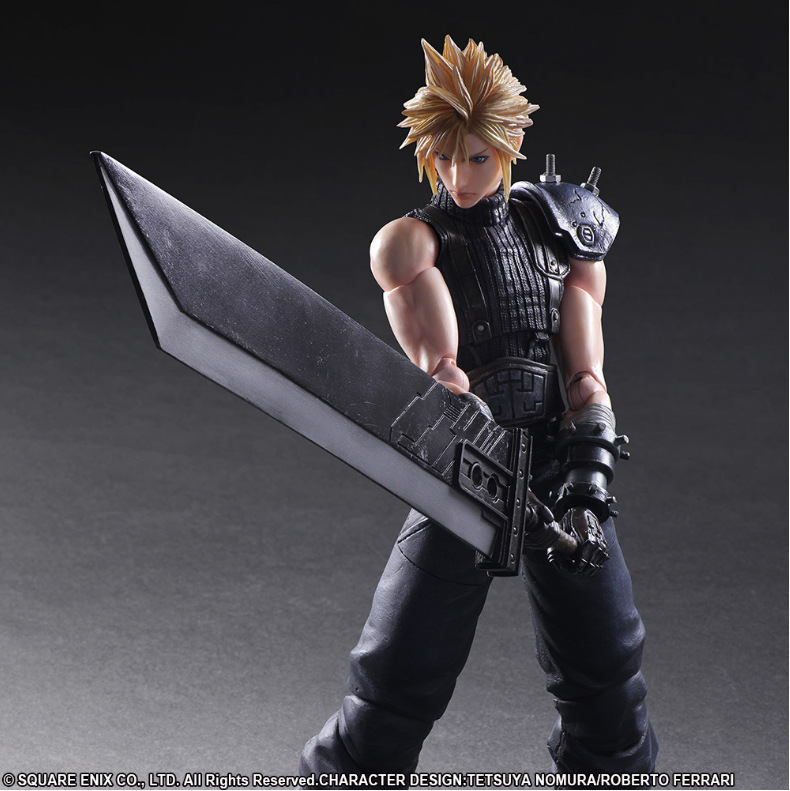 Το Final Fantasy 7 Play Arts άλλαξε στην έκδοση remake. Το PA άλλαξε σε 2ης γενιάς. Το Claude Streff hand office.