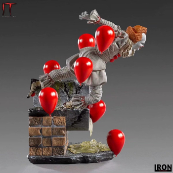 Anime Halloween Iron Brazil Factory Clown Return to the Soul 2 Generation Peni Wise Clown Hand Model Statue Ornaments