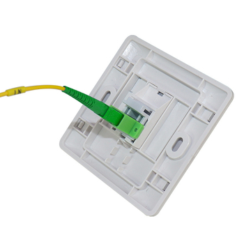 Μονάδα οπτικής ίνας άμεσης σύνδεσης ραδιοφώνου και τηλεόρασης, ζεύκτης SC/ECC, πίνακας πληροφοριών πόρπης οπτικής ίνας, μονάδα straight-through