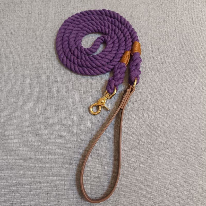 Piiriülene pikkus 150 cm laius 12 mm värviline valge puuvillane köis nahkkäepidemega lemmiklooma köis koerarihma saab kohandada