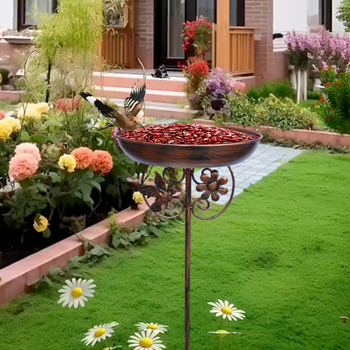 Piiriülene kuummüük aia rauast käsitöö maapistik sisehoovi muru lindude vanni bassein aia välistingimustes kasutatav maapistik lindude söögimaja