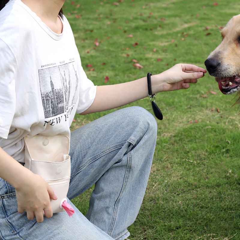 Kutyakiképző táska, hordozható kiképző táska kutyák sétáltatásához, átlós váll-derék fesztávolság, kisállat nassolnivalók, mágneses nyitás, kakizsák tárolótáska
