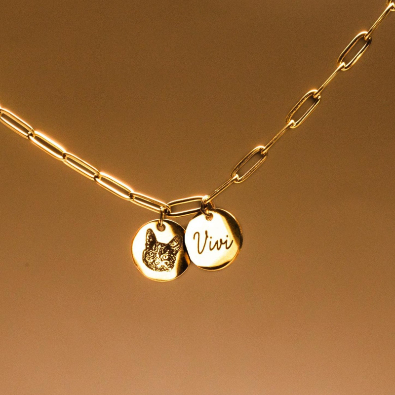 Európai és amerikai határokon átnyúló új, személyre szabott, kisállat-kerek márkájú nyaklánc rozsdamentes acélból készült lézergravírozással készült medál páros nyaklánc