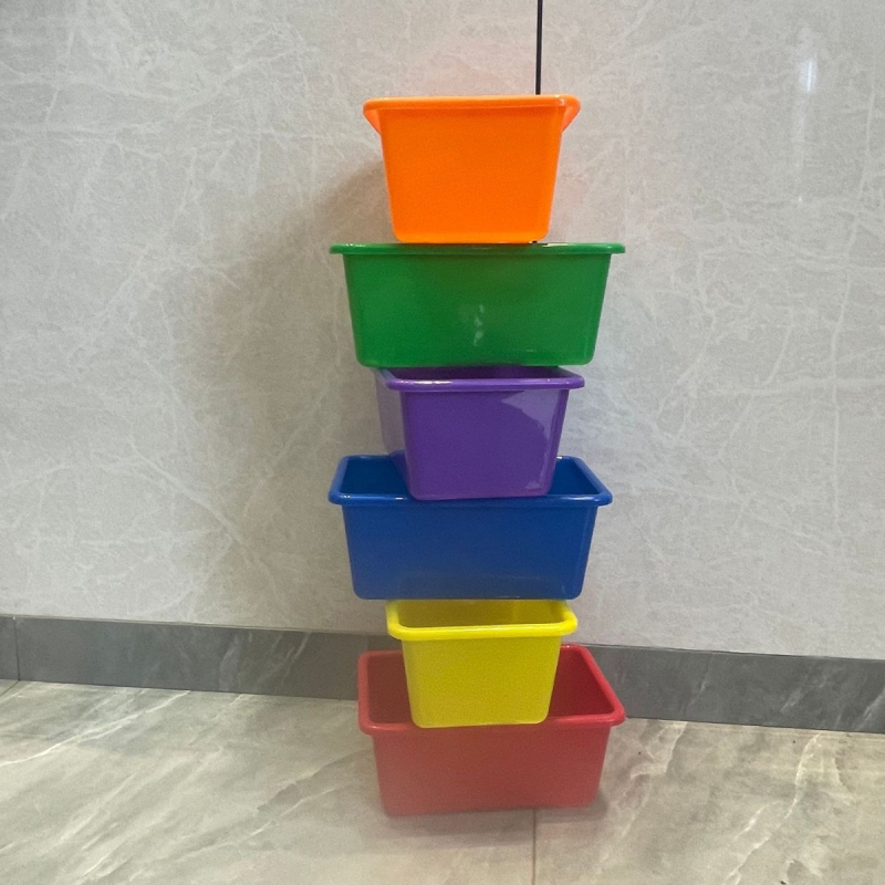 Piiriülene kuummüügis olev kontoritarvete hoiukast kodumänguasjade riiete sorteerimiskast lasteaia ehitusklotsid mänguasjakast