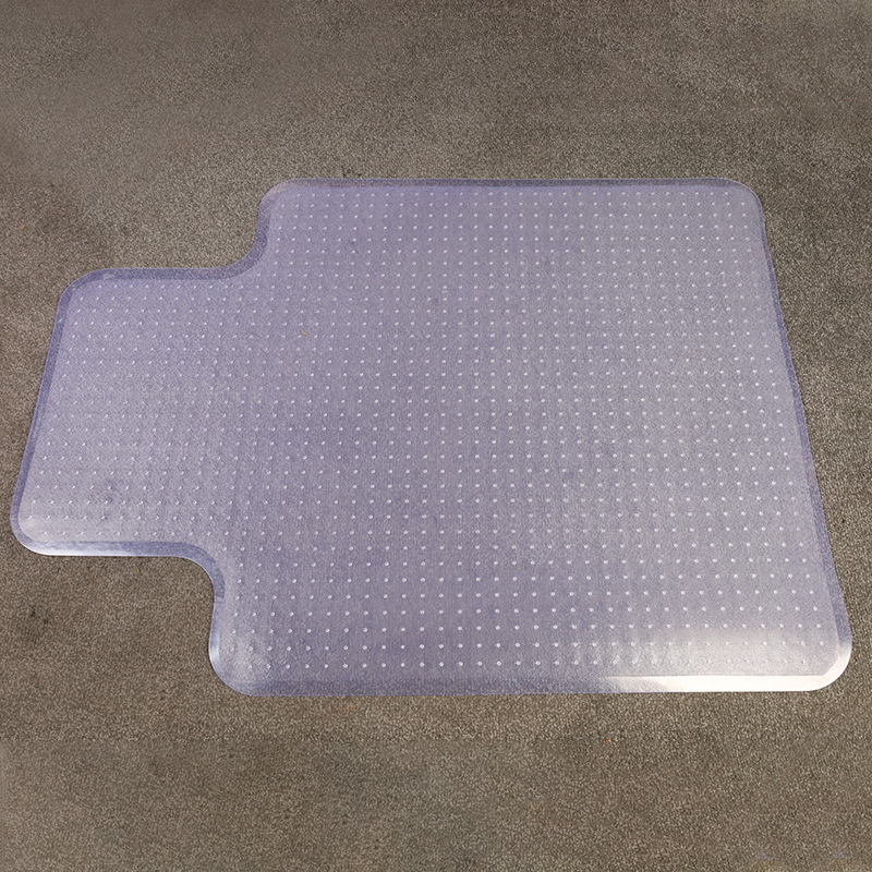 Kaldus põhjaga naelapõhjaga vaibakaitsematt libisemiskindel põrandamatt veekindel plastpõrandamatt läbipaistev PVC-st toolimatt