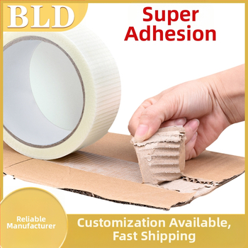 Stiklo pluošto tinklelio juosta, skirta elektros prietaisams fiksuotai pakuoti, klijuojanti pluoštą, be žymių, vienpusė dryžuota pluošto juosta