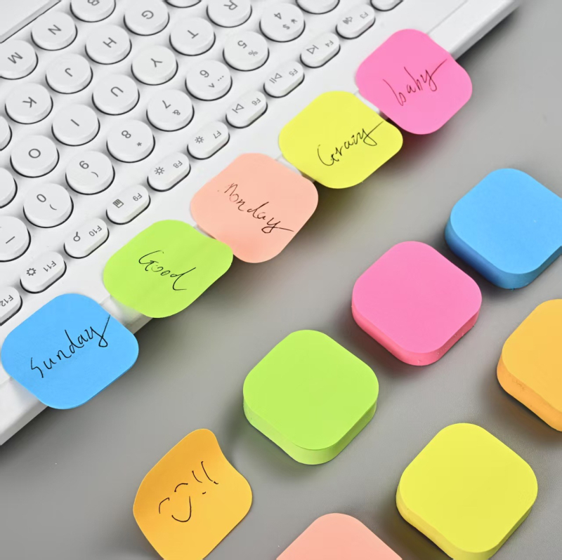 Piiriülene fluorestseeruv paber, ühevärviline ümmargune kleepmärkme indekskleebis, minimärkmepaberi märkmepaber