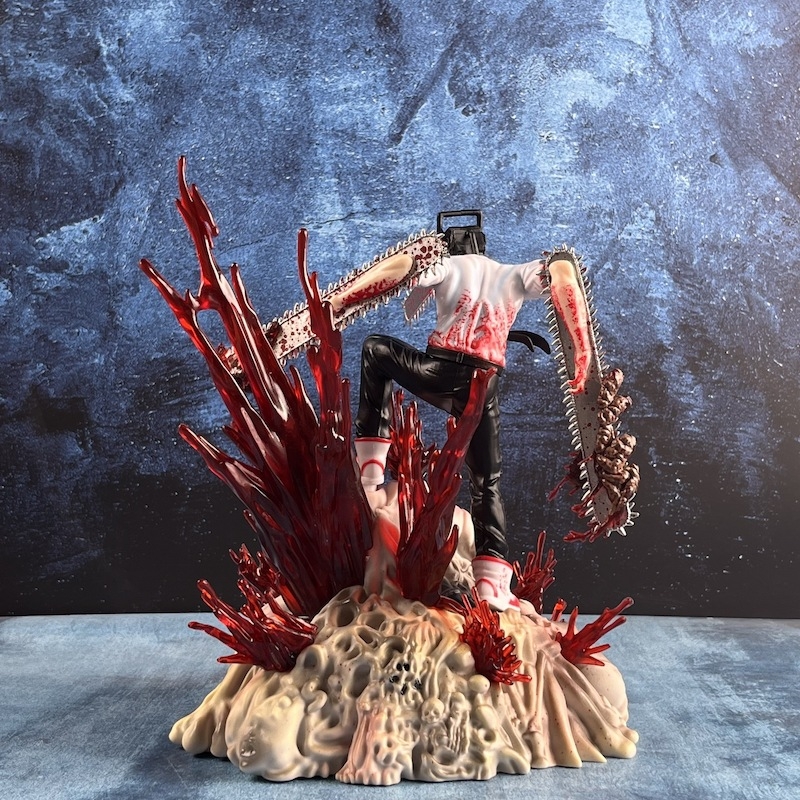 Mootorsae mees Mootorsae mees Elektriline käsifiguur Devil Hunter Bochita stseeni animatsioon kahemõõtmeline mudelornament hulgimüük