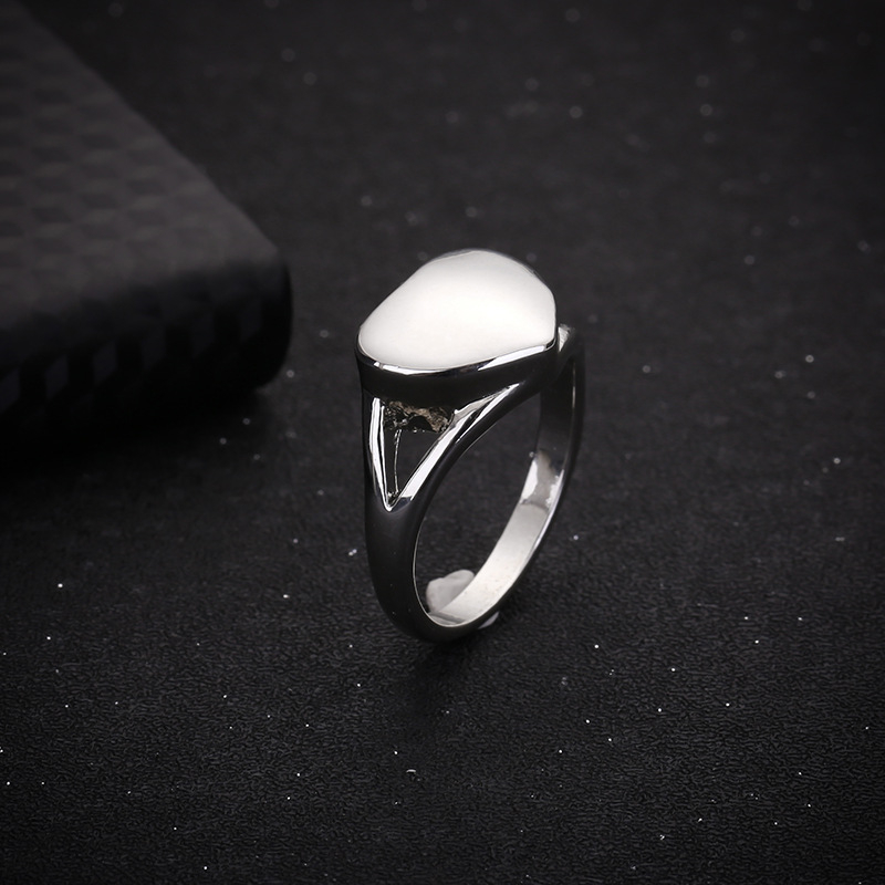 Tarpvalstybinis tiekimas Japonijoje ir Pietų Korėjoje populiarus atminimo giminaičių persikų širdies formos augintinio urnos žiedas meilės žiedas žiedas didmeninė prekyba