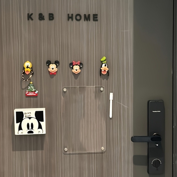 Skaidri akrilinė magnetinė lenta užrašams su baltu žymekliu - permatoma kvadratinė užrašų lentelė