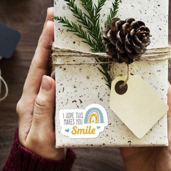 500 db/tekercs Remélem, ez mosolygóssá tesz. Szivárványos matricák. Köszönöm matricák. 4,5*3,5cm.