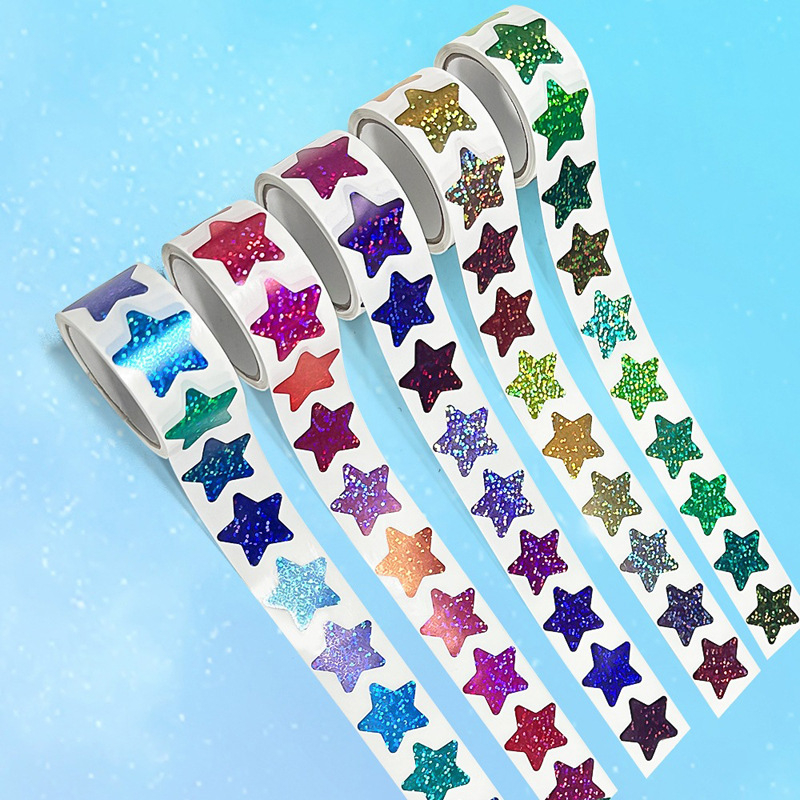 1000 matrica, 2,5 cm-es, holografikus színes csillag matricák, viselkedési táblázat, órarend és osztálytermi jutalom matricák