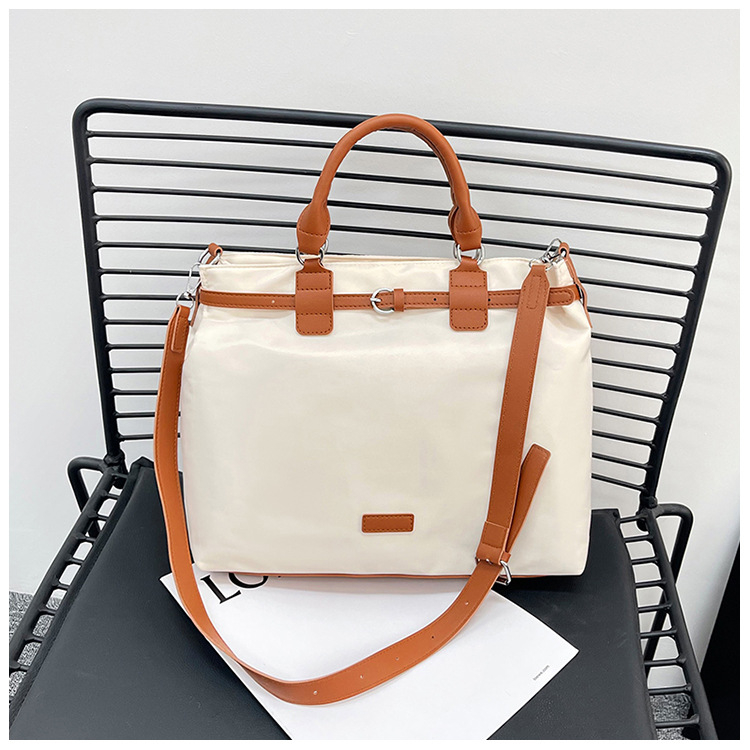 Kuprinė moterims 2025 m. Nauja aukštos klasės tekstūros nišinė didelės talpos nešiojamojo kompiuterio krepšys per petį