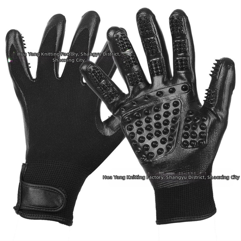 Lemmikloomade suplemis- ja massaažikindad, rullitud kassikindad, rullitud koerakindad, loomade kammimise ja karvaeemaldusvahendid, puhastamise ja ujumiskindad