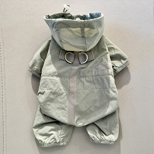 Kutyaruhák egyszerű és elegáns, könnyű, esőálló, porálló, napálló, szúnyogvédő tavaszi és nyári mackó Schanery Maltai