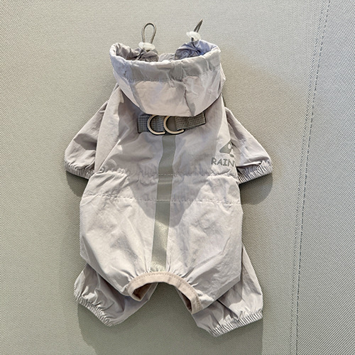 Kutyaruhák egyszerű és elegáns, könnyű, esőálló, porálló, napálló, szúnyogvédő tavaszi és nyári mackó Schanery Maltai