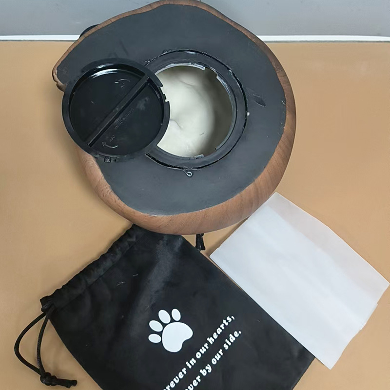 Gyanta Macskák és Kutyák Curns Díszek Fa Utánzat Textúra Baromfi Állatmodell Kisállat Temetési Díszek