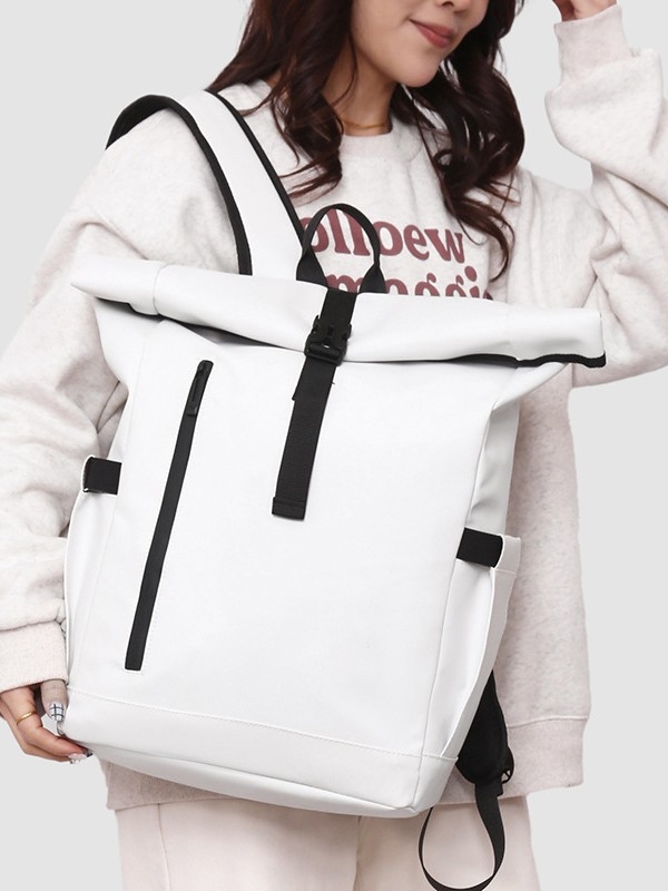 Hátizsák 2025 Új divatos ingázó utazási férfi és női hátizsák Nagy kapacitású bőr fóliatáska Könnyű utazóiskolatáska