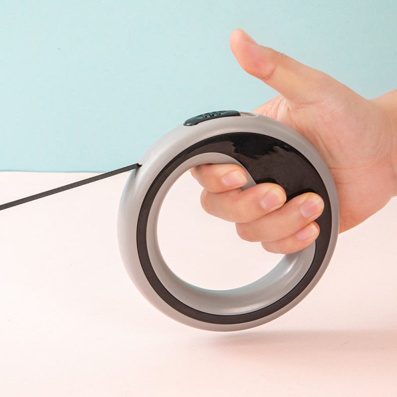 Kisállat pórázgyűrű automatikus visszahúzható póráz kutyasétáltató kötél kis és közepes méretű kutyáknak kültéri póráz kutyapóráz