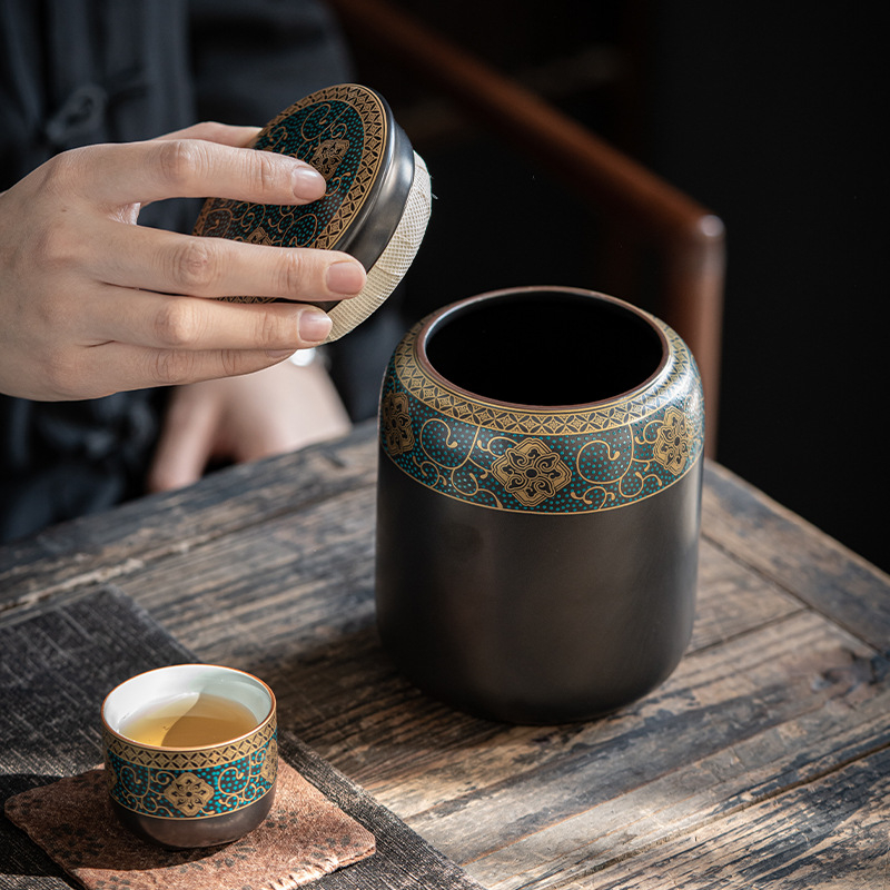 Üheksa käsitöölise stiilis Hiina antiikne keraamiline teekann, pu'er tee, must tee, suletud purk, loominguline kung fu teekomplekt, Qin stiilis teekann