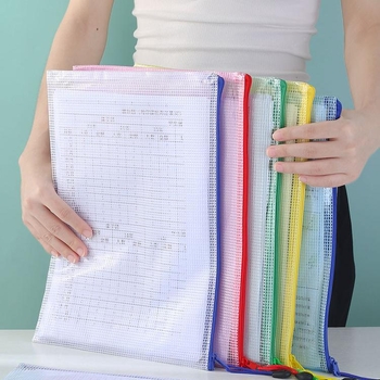 4 dokumendikotti, läbipaistvast materjalist õpilastestide paberkott, materjalist toimikukott, ruuduline lukuga kott, kontoritarbed, 10 tk pakis