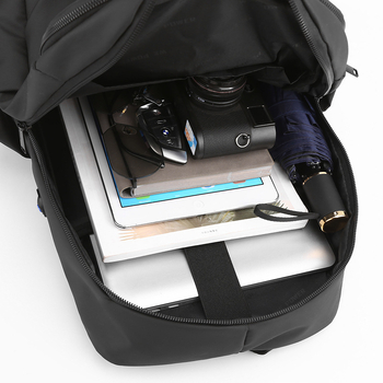 Sügis-talv meeste seljakott vabaaja mood tudengikott suure mahutavusega reisikott pendeldamiseks ja reisimiseks