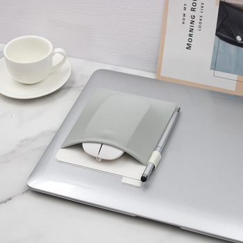 Laos Lycra juhtmevaba hiirekoti tagakleebisega suur mobiiltelefonikleebis kaasaskantav hiirekott kleepimiseks laadiv mobiiltelefoni riputuskott