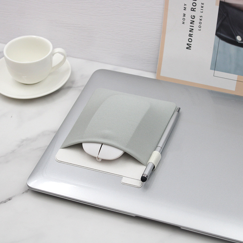 Laos Lycra juhtmevaba hiirekoti tagakleebisega suur mobiiltelefonikleebis kaasaskantav hiirekott kleepimiseks laadiv mobiiltelefoni riputuskott