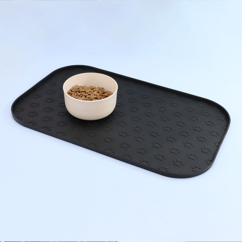 Uus suur 44 * 27 cm silikoonist lemmikloomade lauamatt, ülevooluvastane esiletõstetud kujundusega käpajäljega lemmikloomade lauamatt