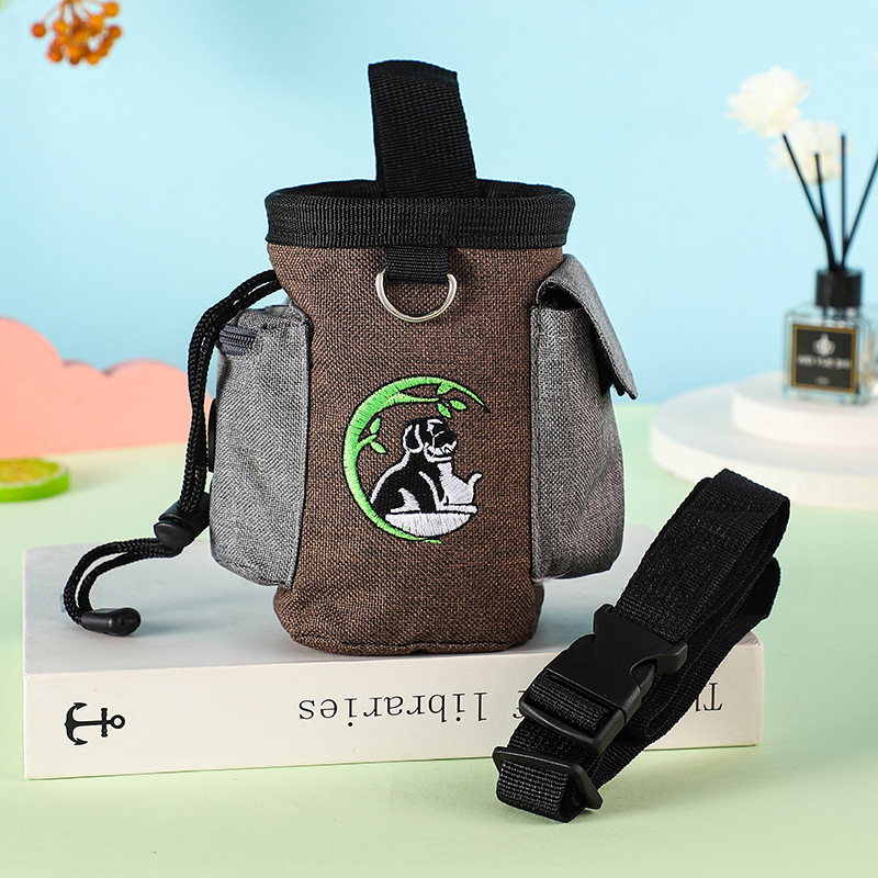 Lemmiklooma treeningkott Professionaalne koerte treeningkott vööle Koerte jalutamiseks mõeldud treeningvahendite kott Koeratoidukott Kaasaskantav koeratoidukott