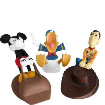 Armas ja loominguline kaabakas Miki, Donald Duck ja Woody uksepeatus multifilmi stiilis puurimata kodukaunistamine