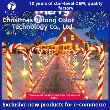 Klassikalised kuumalt müüdavad päikeseenergial töötavad kommiroo tuled jõulukaunistused rotangist põrandavalgustid sisehoovi maastiku pühadetuled