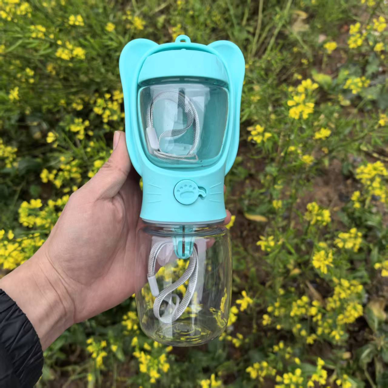 Kaheotstarbeline koerajoogikruus lemmikloomade veetoidukruus 2-ühes kaasaskantav kassi õues kasutatav veejoogikauss