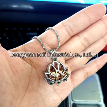 Η Ευρώπη και οι Ηνωμένες Πολιτείες διασυνοριακά κολιέ λουλουδιών σε σχήμα λωτού, κοίλο μπουκάλι αρώματος, κρεμαστό κόσμημα μαλλιών, αναμνηστική τεφροδόχος μπορεί να ανοίξει