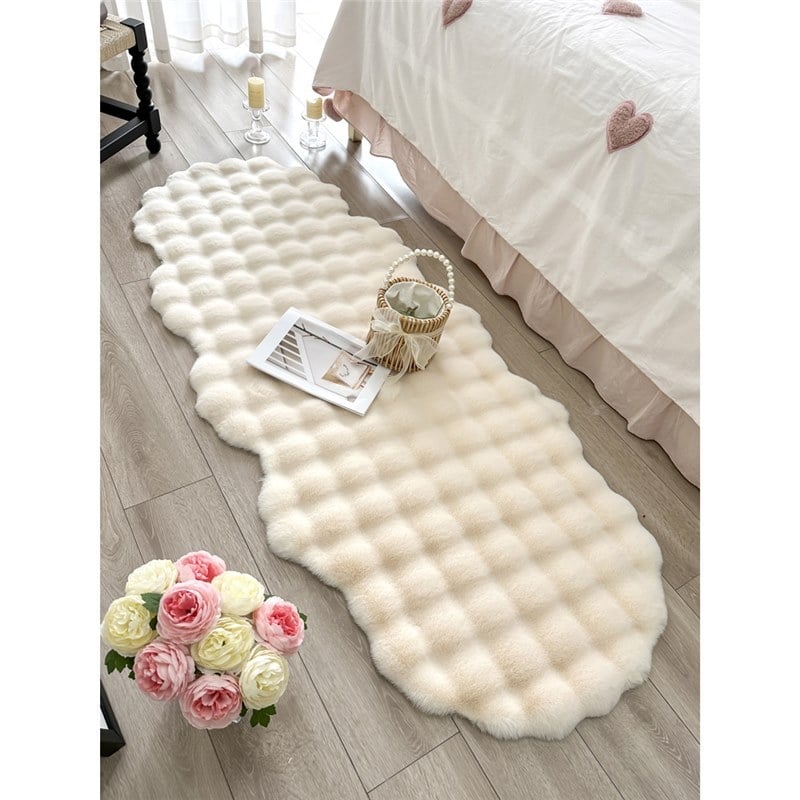 Dirbtinis triušio kailio miegamojo kilimėlis prie lovos, mergaitės lovos kilimėlis, burbulinis pliušinis grindų kilimėlis, įlankos lango kilimėlis, svetainės kavos staliukas, sofos pagalvėlė