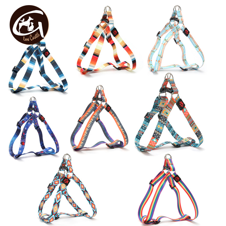 Külkereskedelmi kisállat-kellékek hőátadó erdő csillagos égbolt bojámi etnikai stílusú házon kívüli pánt menekülésgátló mellkas-hátra