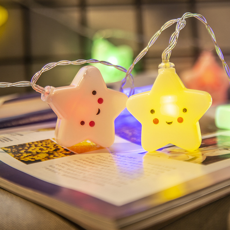 LED girliandos, žvaigždžių šviesos, debesų, besišypsančių veidų šviesos, vaivorykštės girliandos, gimtadienio vakarėlio kambario apšvietimo scenos išdėstymas