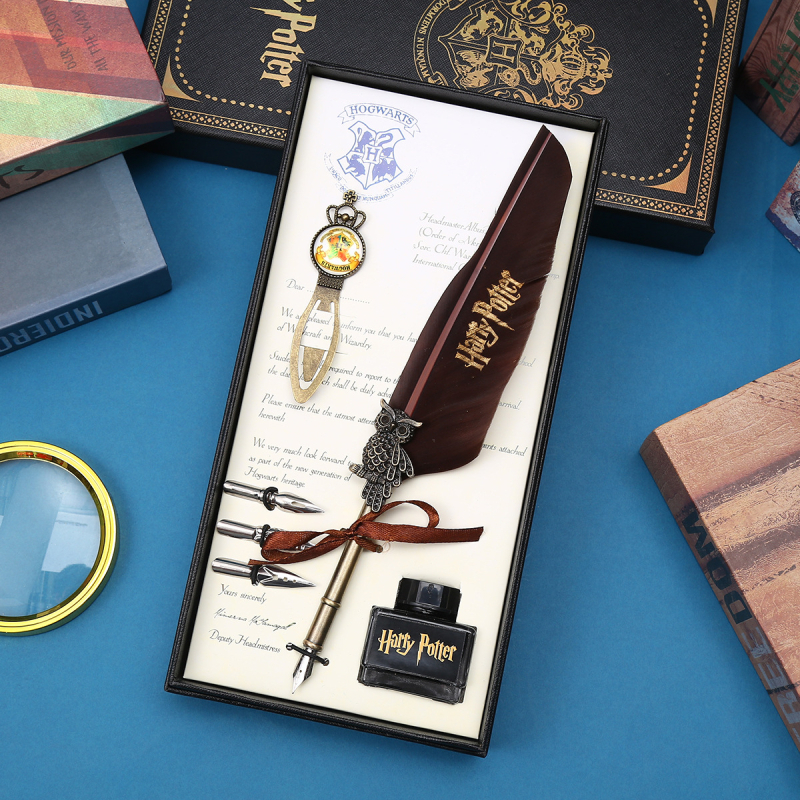 Euroopa retro maagiline kolledži sulepea kinkekarbis sulepea inglise tuulekäe konto päevikupliiats allkirjapliiats hulgimüük