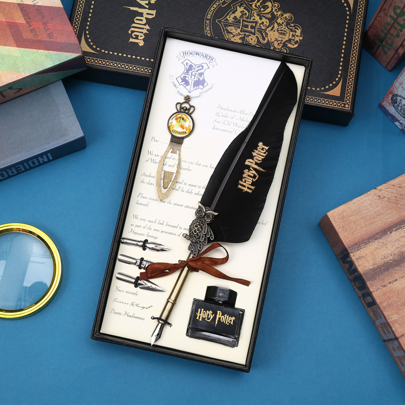 Euroopa retro maagiline kolledži sulepea kinkekarbis sulepea inglise tuulekäe konto päevikupliiats allkirjapliiats hulgimüük