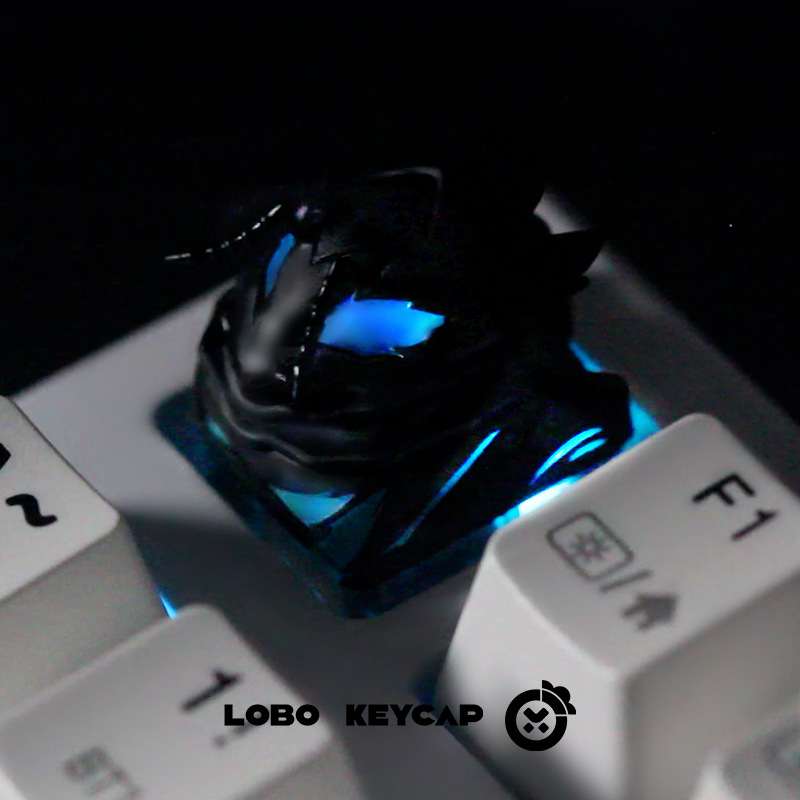 Täiendasin poolläbipaistvat klahvikatet Alone, Shadow Legioni isikupärastatud vaigust mehaanilist klaviatuuri ühe kahemõõtmelise Esc-klahviga