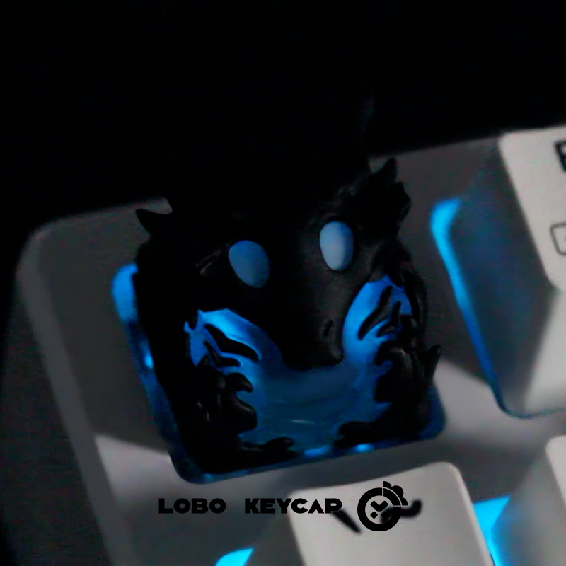 Täiendasin poolläbipaistvat klahvikatet Alone, Shadow Legioni isikupärastatud vaigust mehaanilist klaviatuuri ühe kahemõõtmelise Esc-klahviga