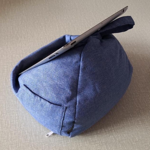 pad004-01 [smailėjantis pufas] nešiojamo planšetinio kompiuterio pagalvėlė skaitmeninei lentai / ekrano piešimo laikiklis skaitymo pagalvėlė