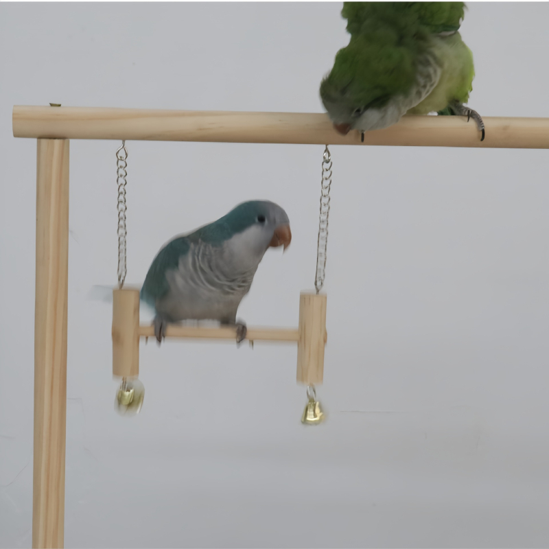 Papagáj polc, padló, tömörfa asztali edzőállomás, állványos állomás, rúddal ellátott játszótér, nagy, közepes, kis madárállomás, állványos hinta