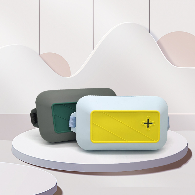 2024. aasta piiriülene uue toote lemmikloomade silikoonist söötmiskott, kaasaskantav lemmikloomade väljasõidutreeningkott, suupistekott